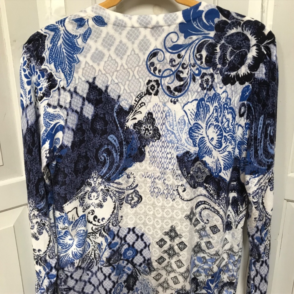 Chico's Blue and White Floral Button Down Cardigan - Picture 11 of 14